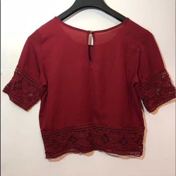 Burgundy crop top - Picture 2 of 4